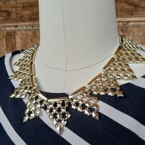 Vintage Pointed WREATH STATEMENT NECKLACE MAXIMALism retro Punk